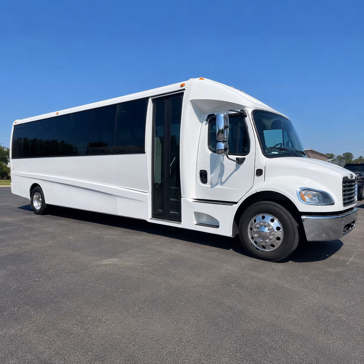 bus rentals for multi day corporate retreats and team building trips