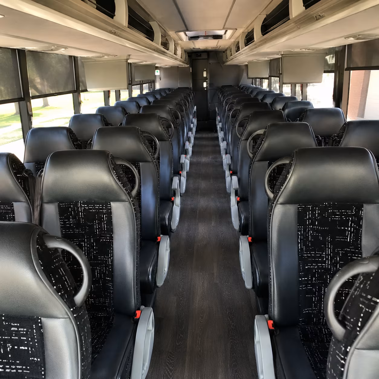 charter bus service for turlock groups heading to southern california