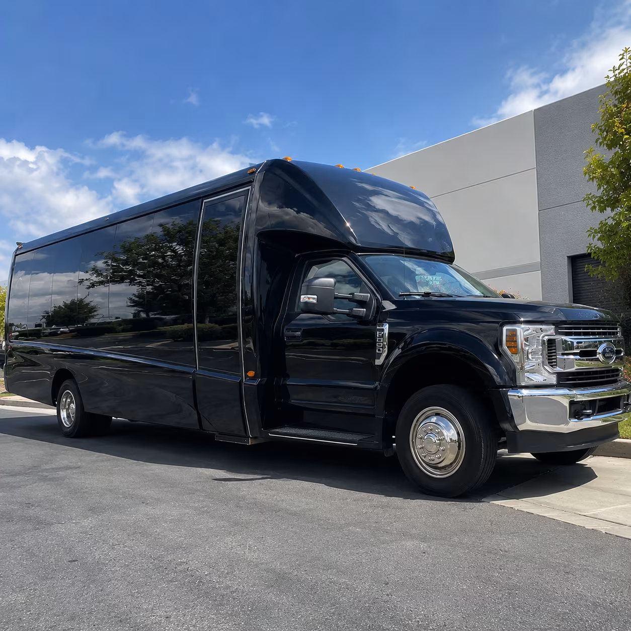 charter buses for large turlock prom groups and school coordinated trips