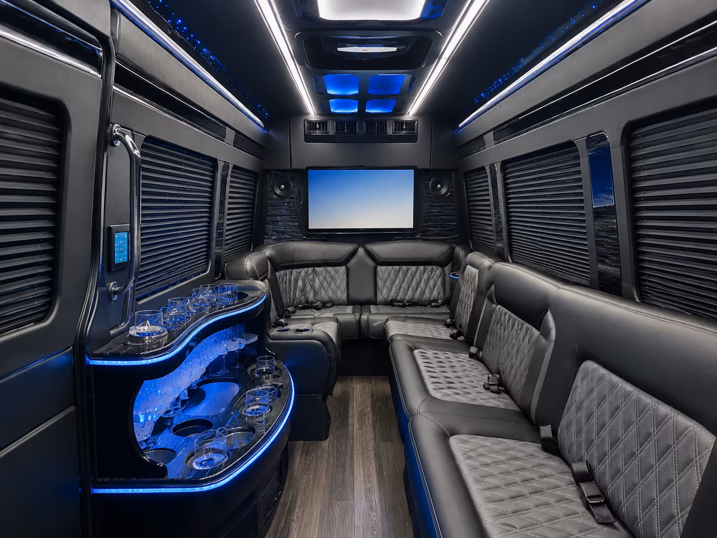 convention and trade show bus rentals from turlock to sacramento