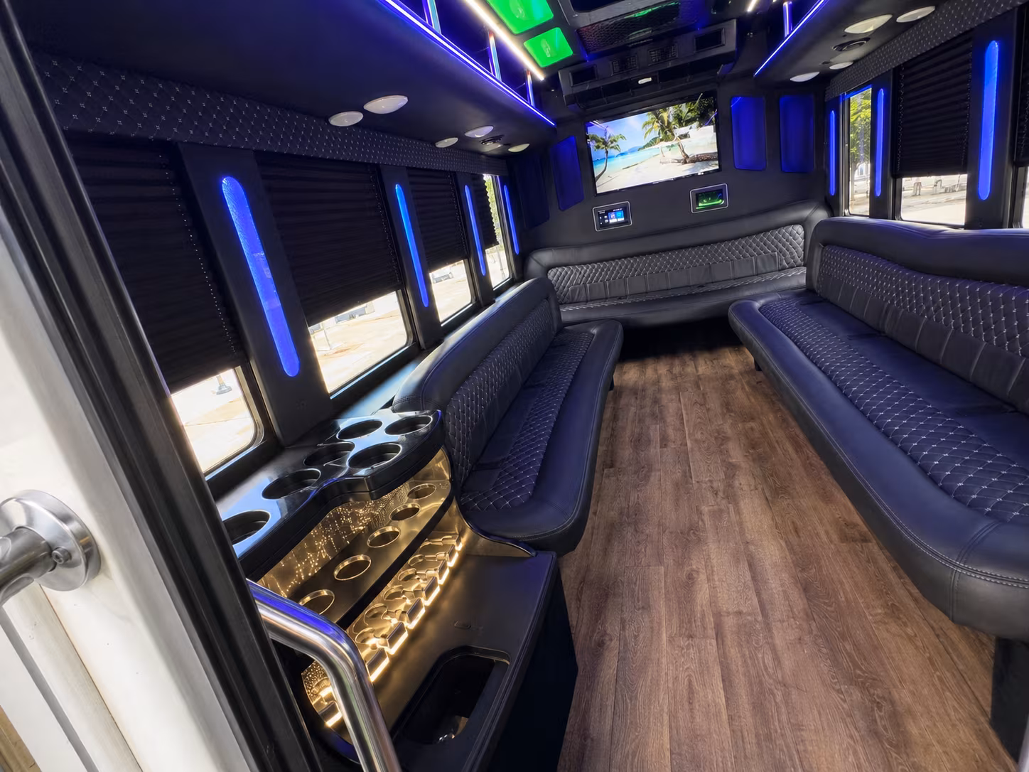 party bus rentals in turlock for the perfect prom night