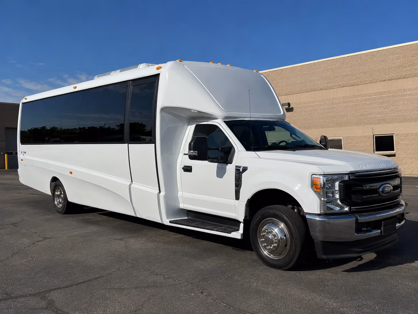 school field trip buses and educational outings in turlock