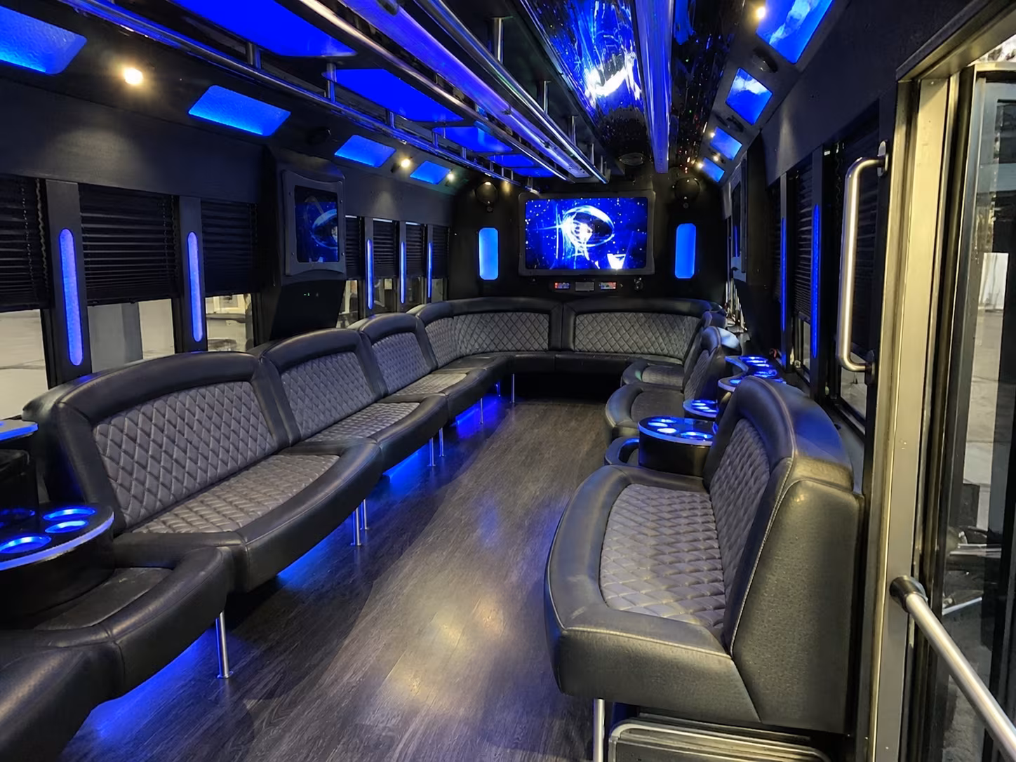turlock 28 passenger party bus interior
