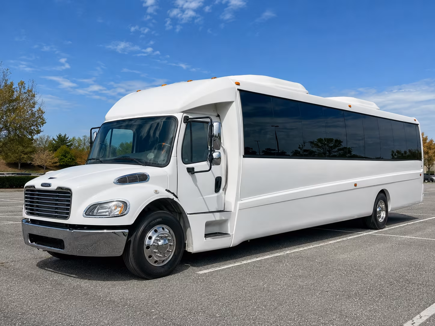 turlock 30 passenger party bus
