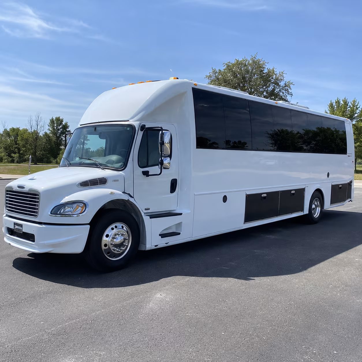 turlock 40 passenger party bus