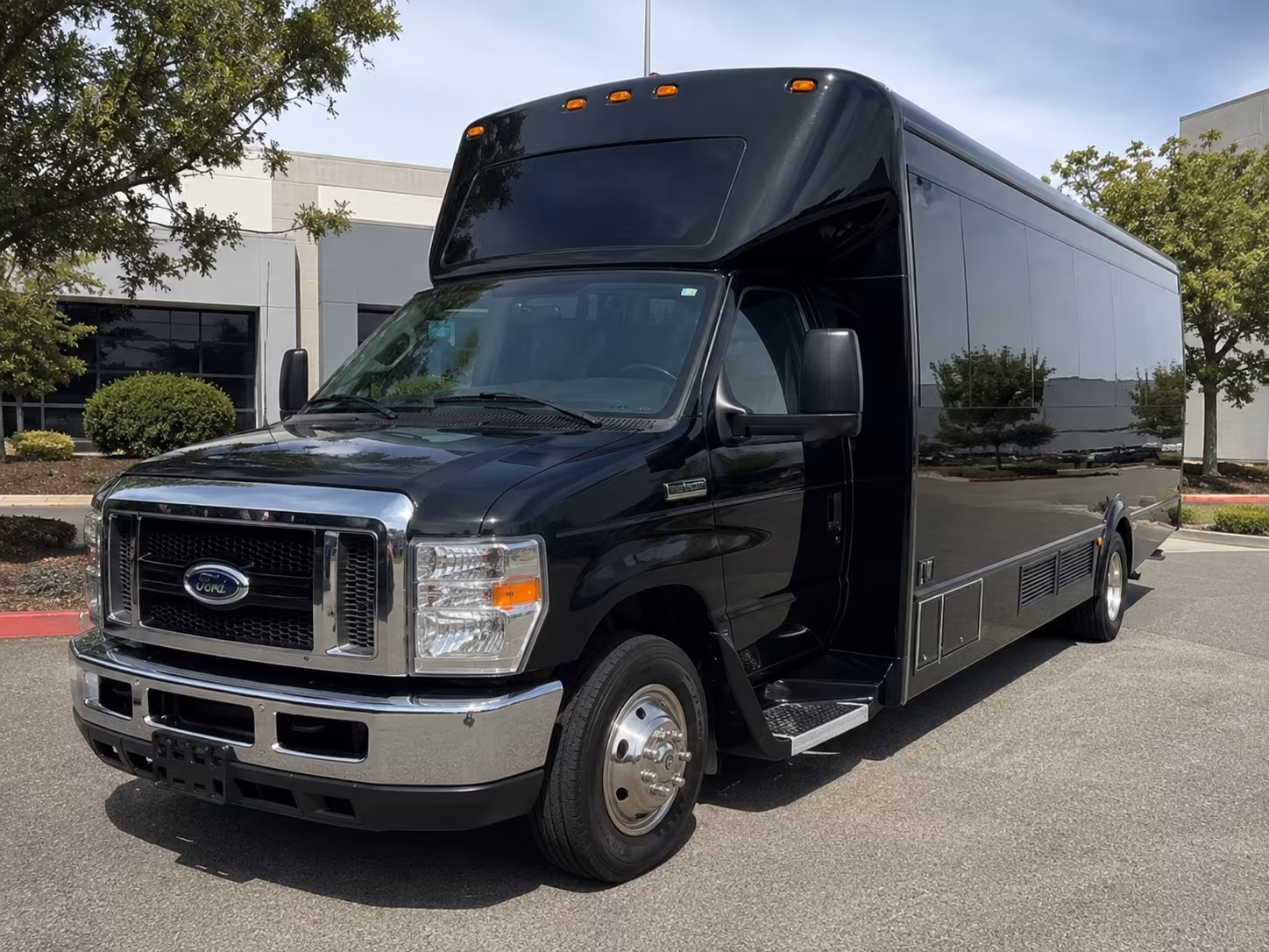 turlock quincea n era sweet 16 party bus rental